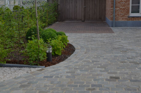 kandla grey 14x20 met flowpoint Kandla grey Grès platine 20x14x6/8 31st/145kg B302 los