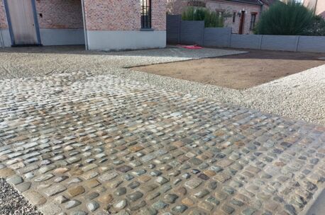Kassei Boeren  meng. porfier/graniet/gr&egrave;s 12x12-15x15  240kg/m&sup2; B077