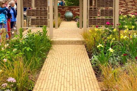 elegantia-vanille-stitchers-garden-cfs-2022-uk-2 NGLF Elegantia Vanille 240x36x72mm 109st/m²