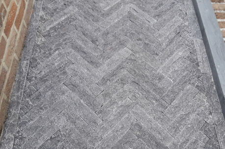 H55 20x5x5  Face fendue / Aspect antique 100 pi&egrave;ces/m&sup2;