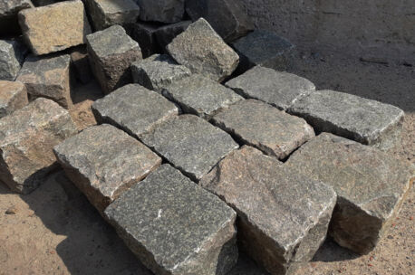 Cobblestone Porphyry 12x18  13x20  36pcs/310kg/m&sup2;  B069