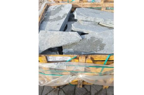 Tandur grey flagstone  ( 75 kg/m&sup2; als Boden )4-7 St./m&sup2; ; 2-4 cm dick