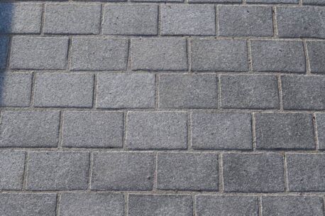 G54 10x16x5 Kassei Graniet 15x10x8 G54 gebrand/gekloven zijde 57st/m²