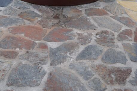 Bordeaux zwart flagstone(1) Leisteen flagstone bordeau - zwart +/- 120kg / m²