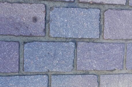 Italiaans porfier Herbruik 25x15x5-7cm Cobblestone Italian porphyry 25x15x5/7 reused 24pcs/ 147 kg / m² B