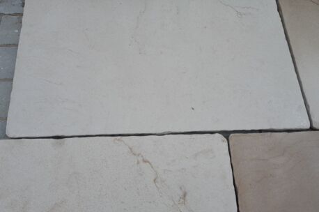 20241108_094604_resized 90x60x3 Ivory Antiek look 1.85st/m²