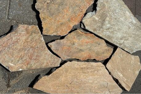 Gneiss flagstone 30-50 cm x 2/3  +/- 85 kg/m²